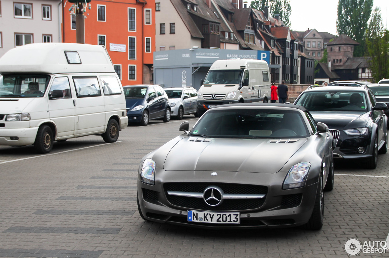 Mercedes-Benz SLS AMG Roadster