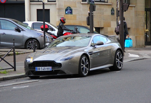 Aston Martin V12 Vantage S