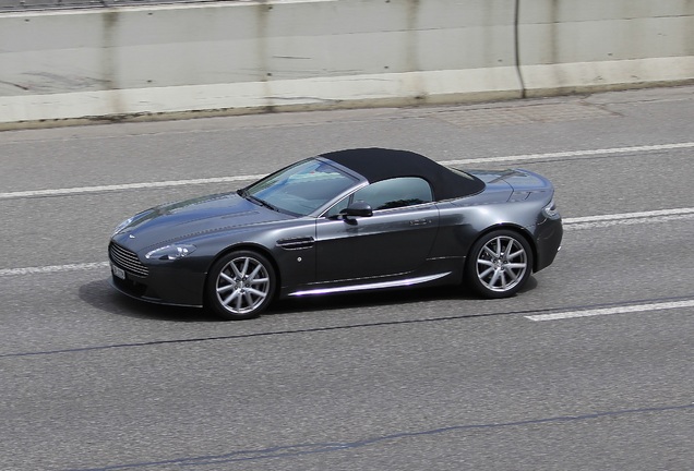 Aston Martin V8 Vantage Roadster 2012