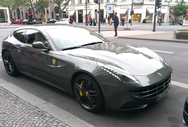 Ferrari FF