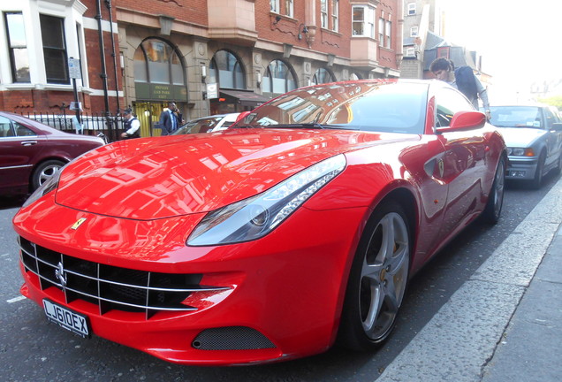 Ferrari FF