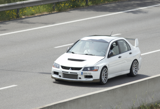 Mitsubishi Lancer Evolution IX