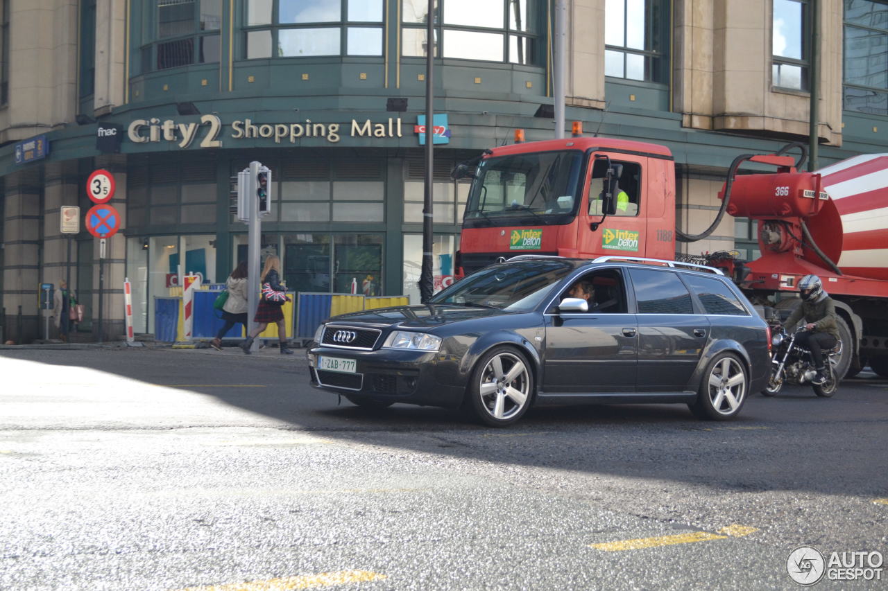 Audi RS6 Avant C5