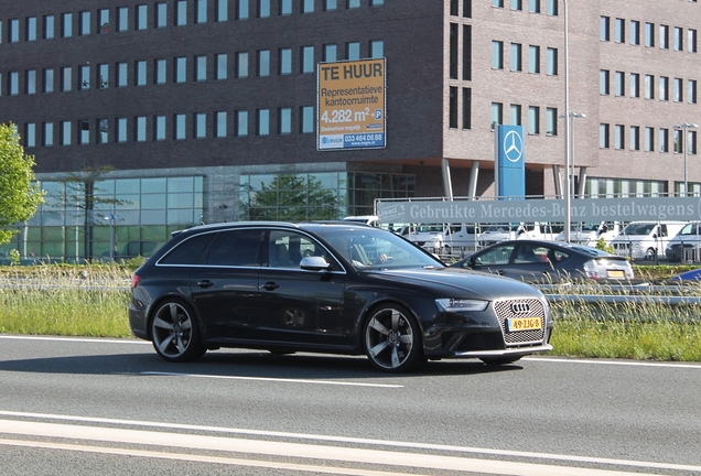 Audi RS4 Avant B8