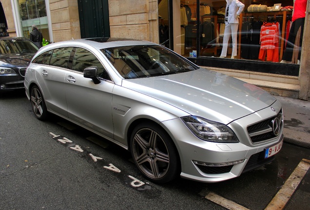 Mercedes-Benz CLS 63 AMG X218 Shooting Brake