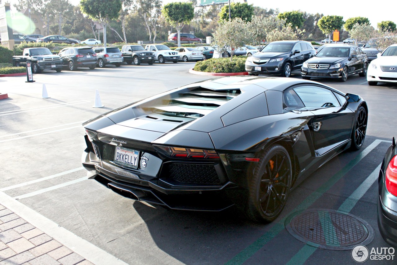 Lamborghini Aventador LP700-4