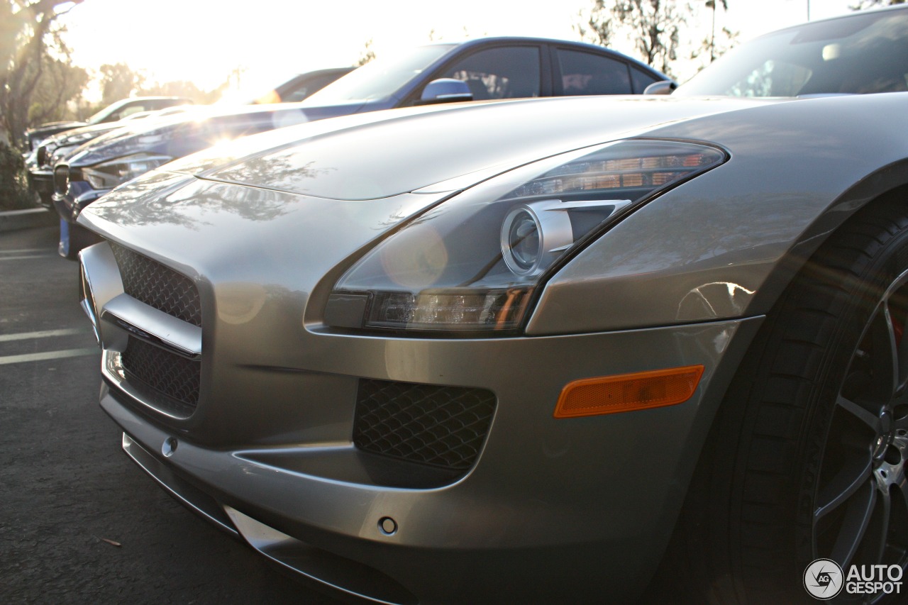 Mercedes-Benz SLS AMG Roadster