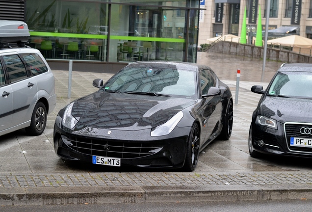 Ferrari FF