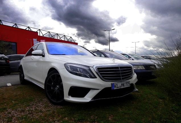 Mercedes-Benz S 63 AMG V222