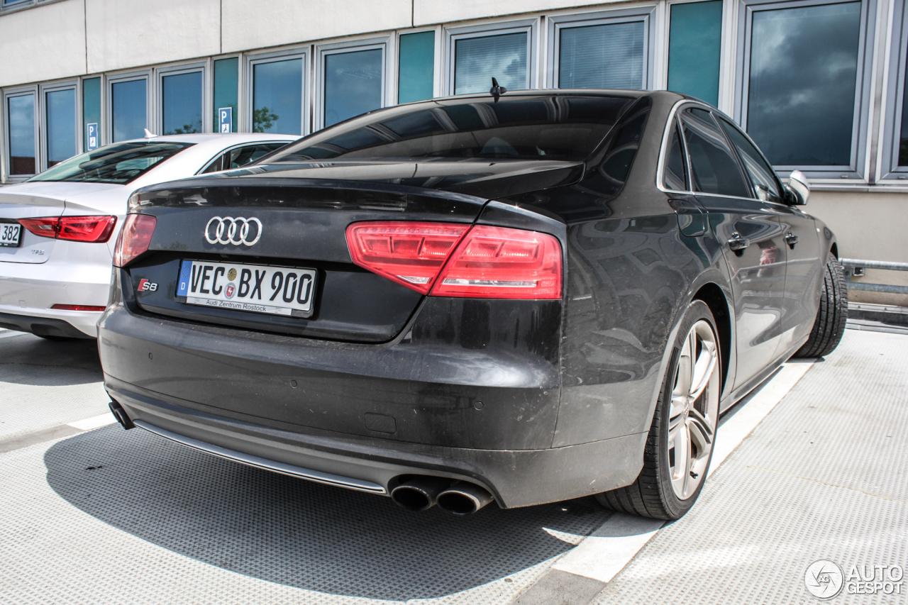 Audi S8 D4