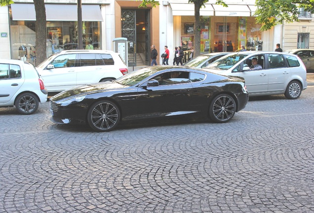 Aston Martin DB9 2013