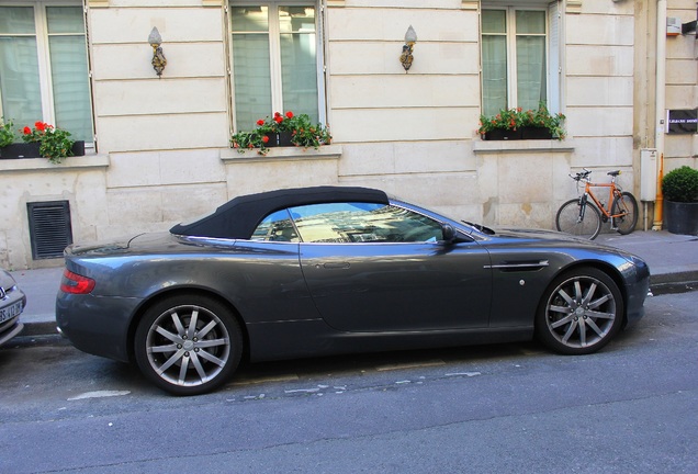 Aston Martin DB9 Volante