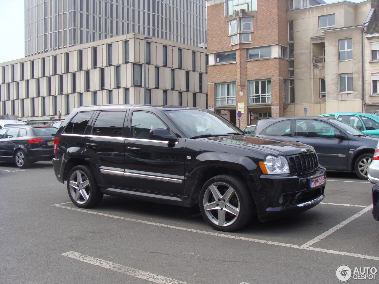 Jeep Grand Cherokee SRT-8 2005