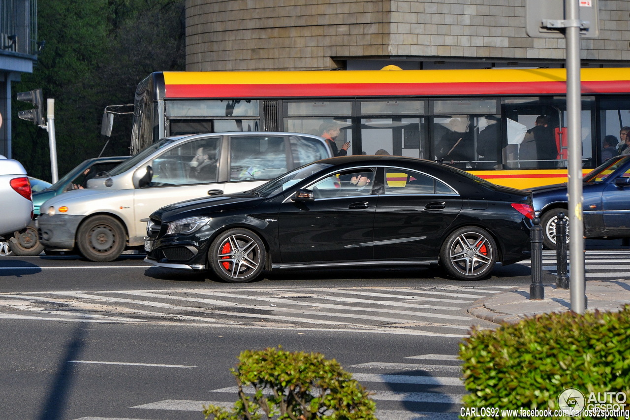 Mercedes-Benz CLA 45 AMG C117