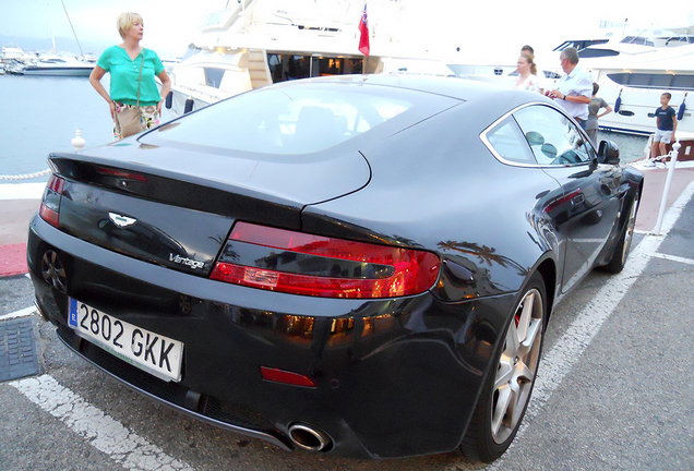 Aston Martin V8 Vantage