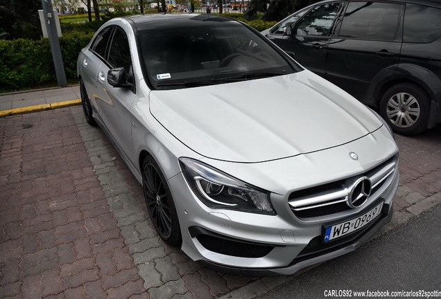 Mercedes-Benz CLA 45 AMG C117