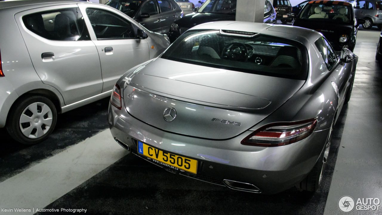 Mercedes-Benz SLS AMG