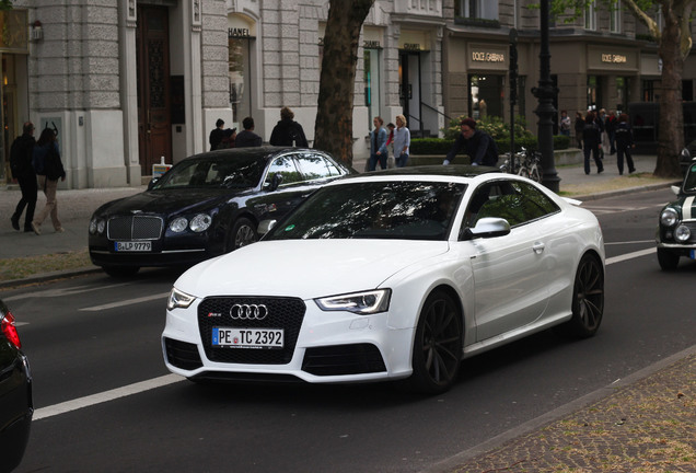 Audi RS5 B8 2012