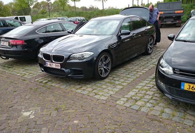 BMW M5 F10 2011