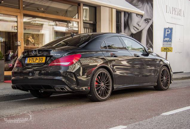 Mercedes-Benz CLA 45 AMG C117