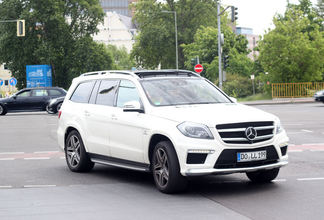 Mercedes-Benz GL 63 AMG X166