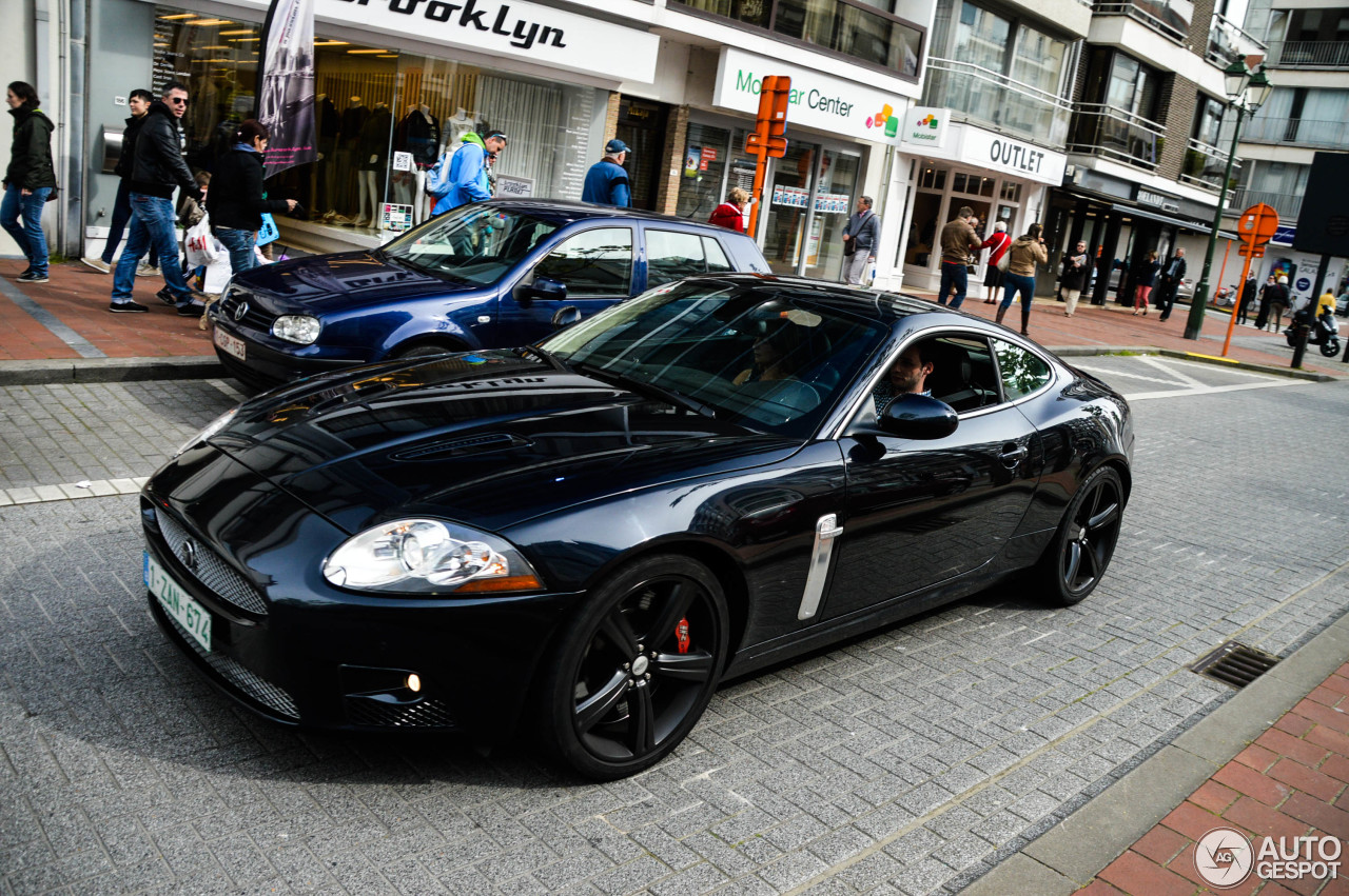 Jaguar XKR Portfolio