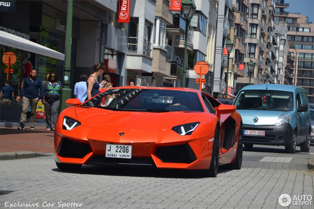 Lamborghini Aventador LP700-4