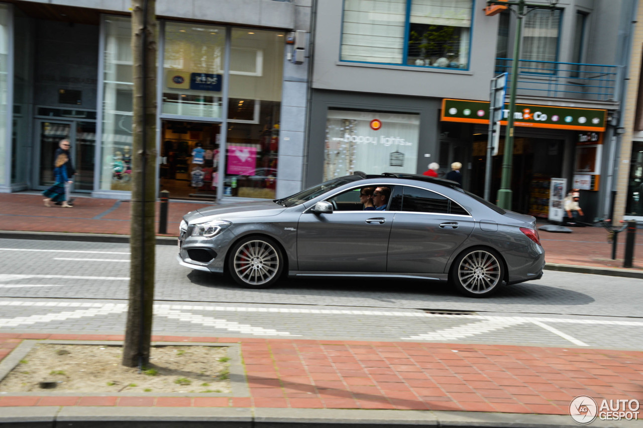 Mercedes-Benz CLA 45 AMG C117