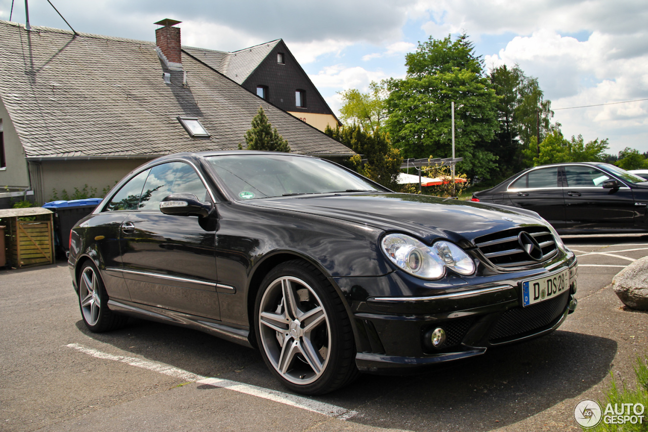 Mercedes-Benz CLK 63 AMG