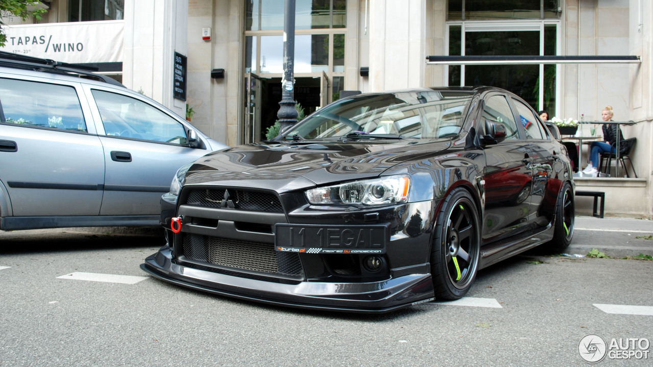 Mitsubishi Lancer Evolution X