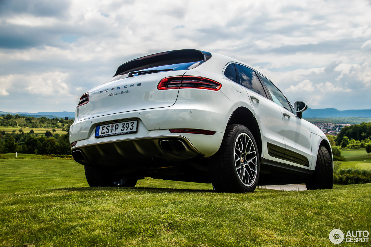 Porsche 95B Macan Turbo