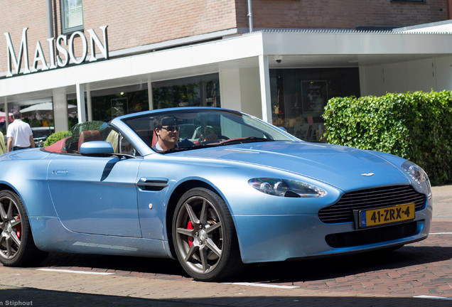 Aston Martin V8 Vantage Roadster