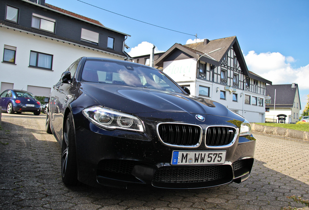 BMW M5 F10 2014