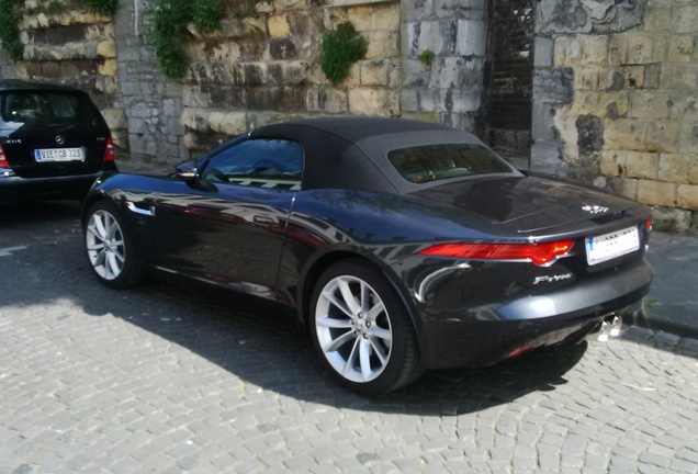 Jaguar F-TYPE S Convertible