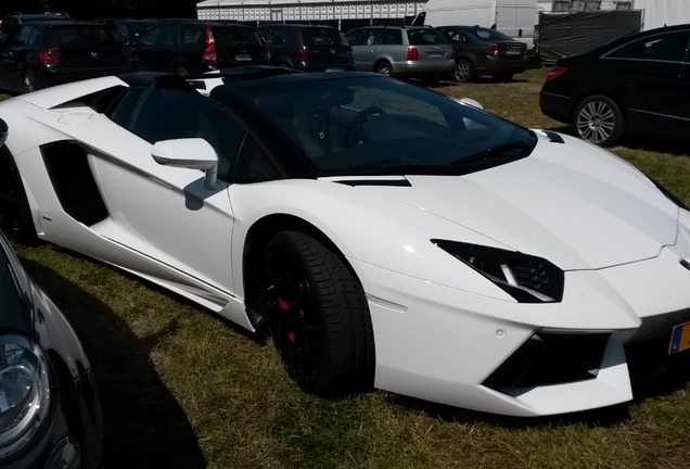 Lamborghini Aventador LP700-4 Roadster