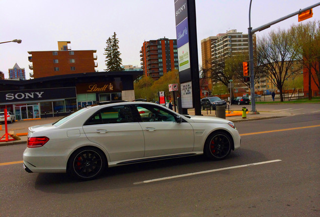 Mercedes-Benz E 63 AMG S W212