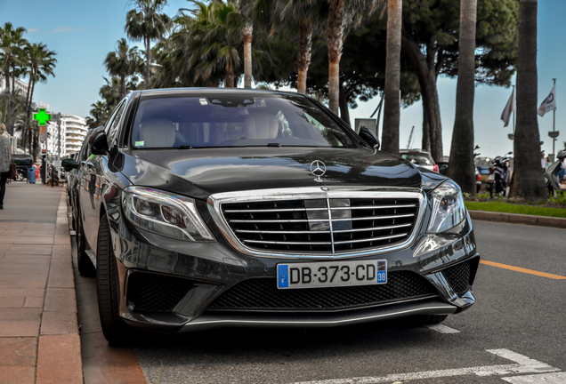 Mercedes-Benz S 63 AMG V222