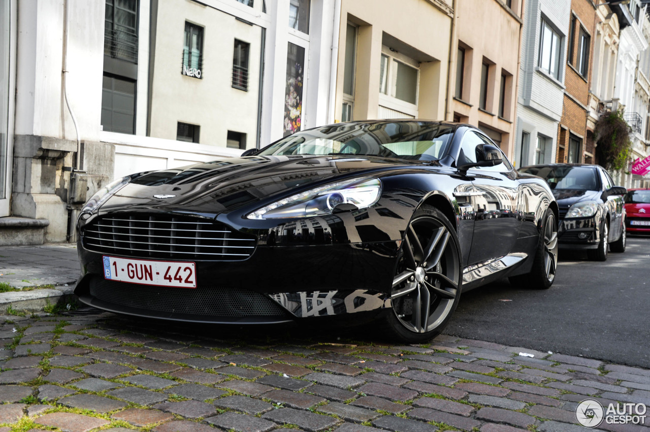 Aston Martin DB9 2013