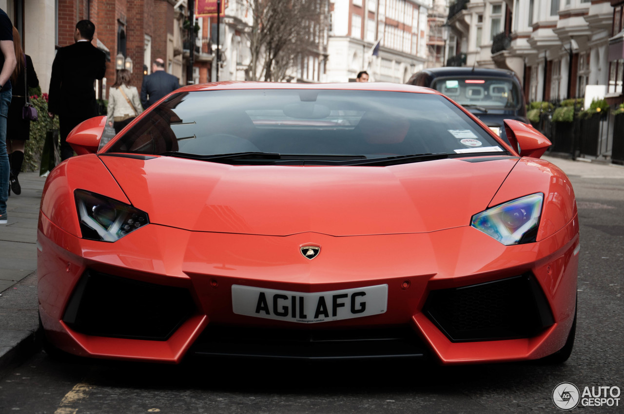 Lamborghini Aventador LP700-4