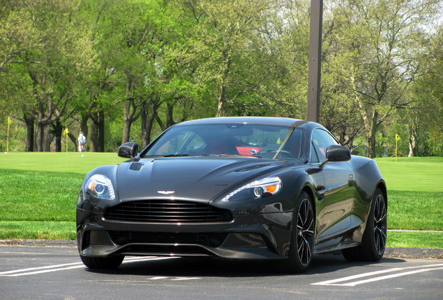 Aston Martin Vanquish 2013