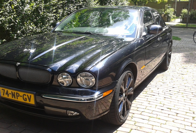 Jaguar XJR