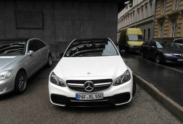 Mercedes-Benz E 63 AMG S W212