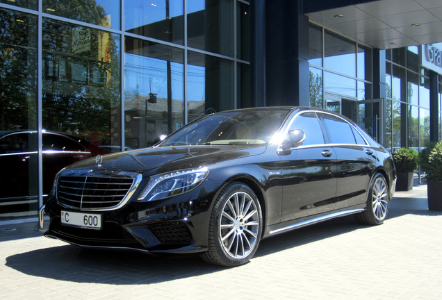 Mercedes-Benz S 63 AMG V222