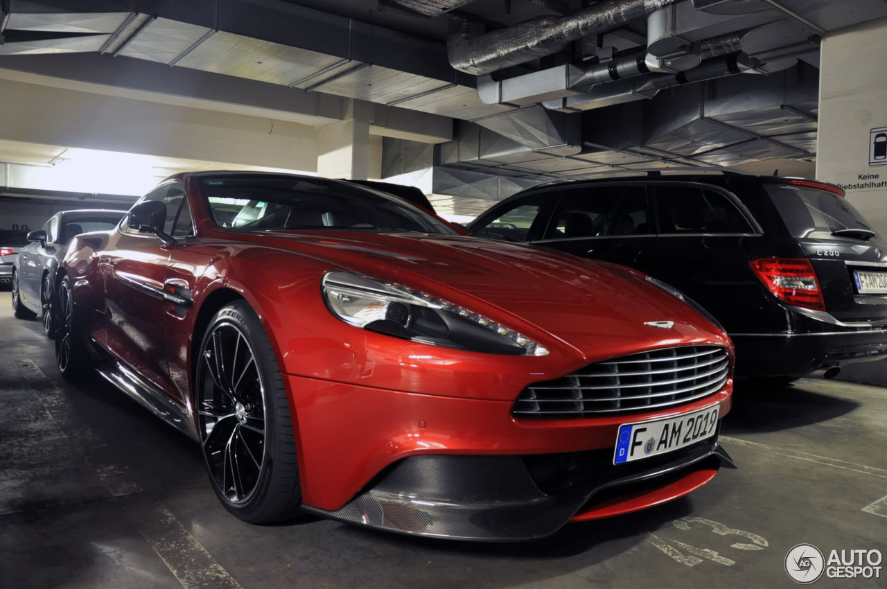 Aston Martin Vanquish 2013