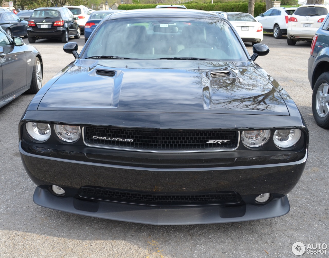 Dodge Challenger SRT-8 392