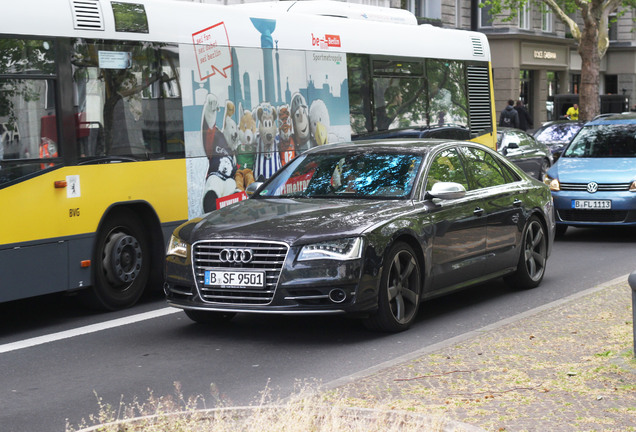 Audi S8 D4