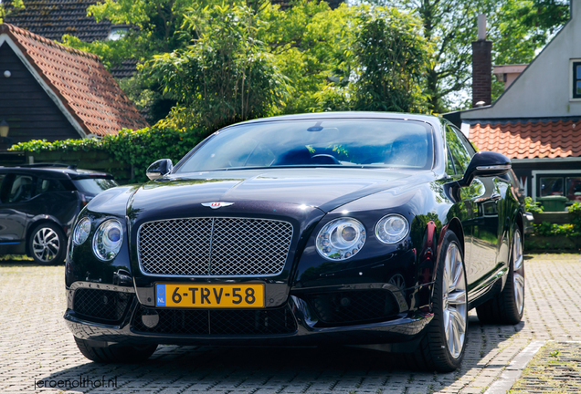 Bentley Continental GT V8