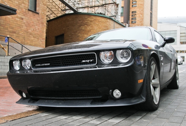 Dodge Challenger SRT-8 392