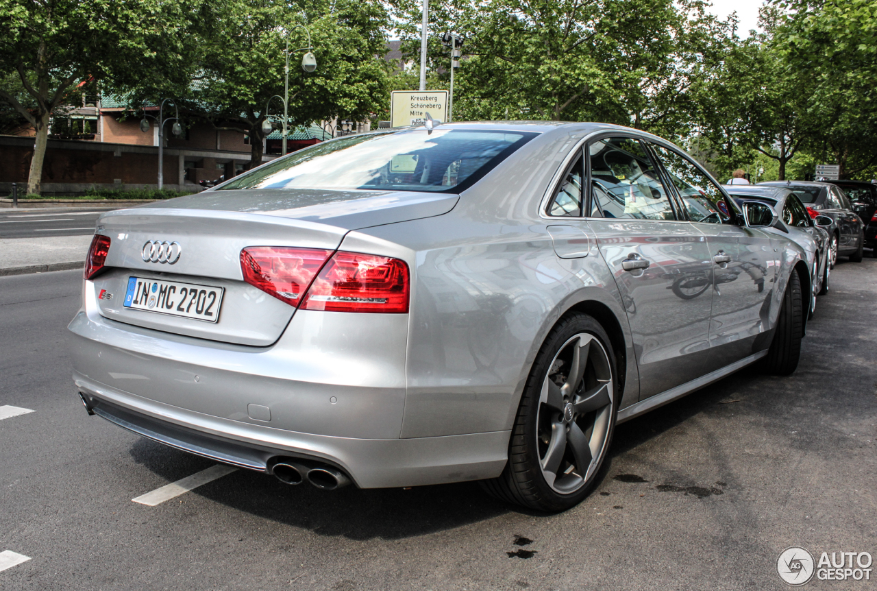 Audi S8 D4