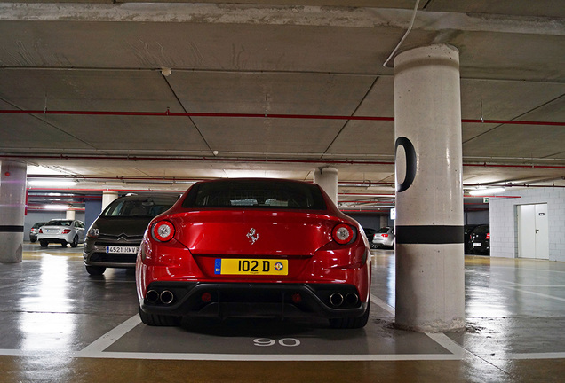 Ferrari FF